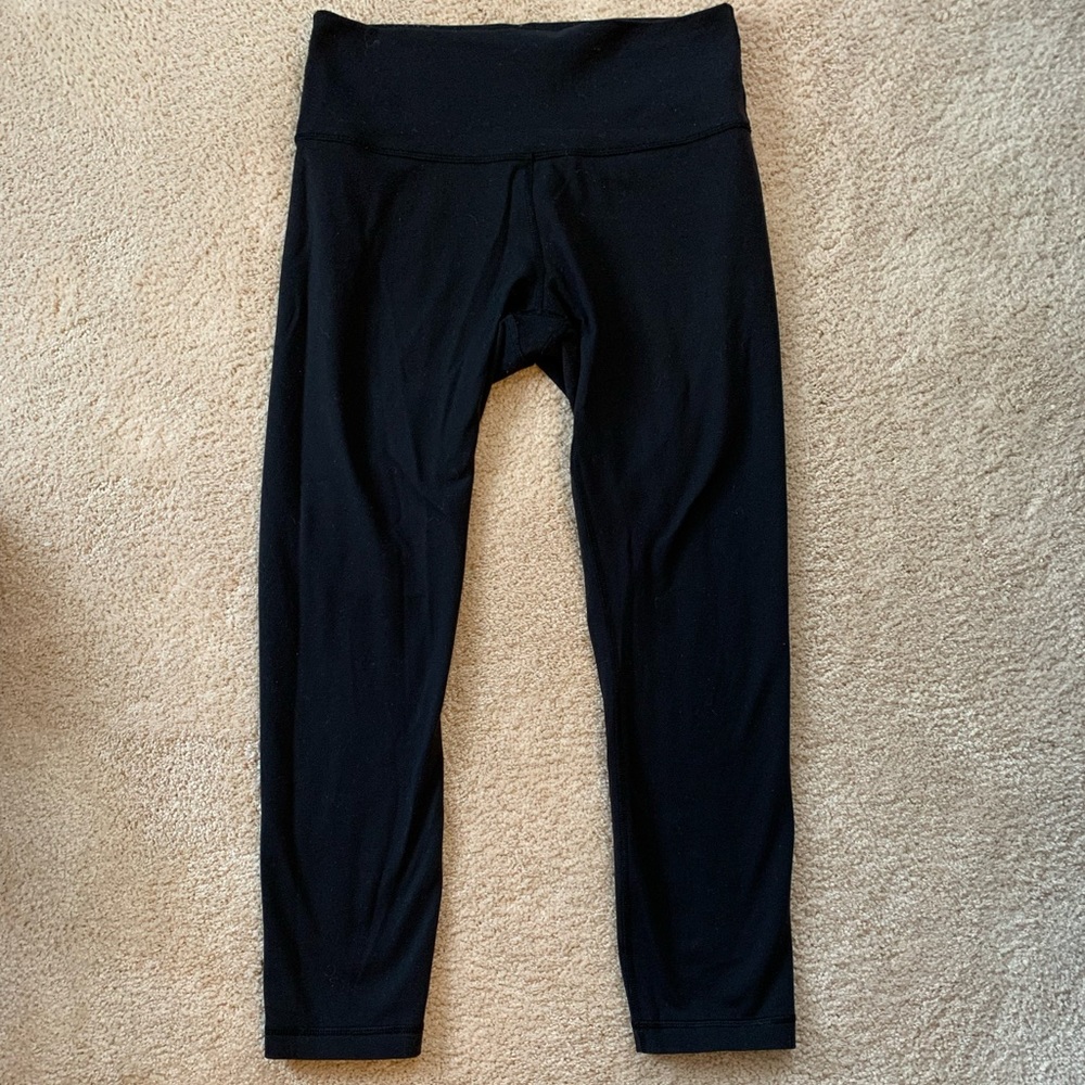 Wunder Under HR crop 23”
